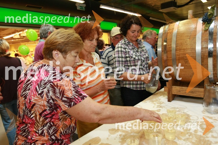 Tržnica Maribor, odprtje osrednjega pokritega dela mariborske tržnice