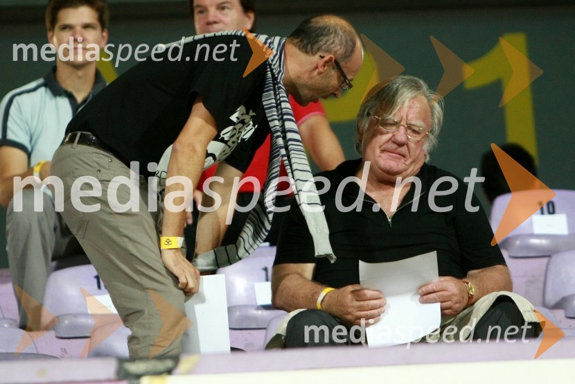 Tomaž Ranc, odgovorni urednik časnika Večer in  Tone Partljič, pisatelj in scenaristNK Maribor - Palermo, 4. krog kvalifikacij za Ligo Europa, povratna tekma