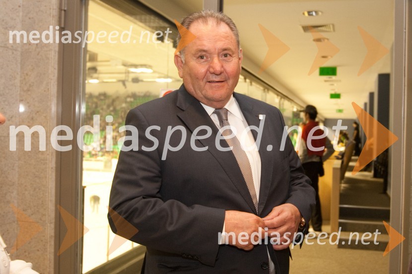 	Ernest Aljančič, predsednik Hokejske zveze Slovenije24ever, poslovilna tekma Tomaža Vnuka
