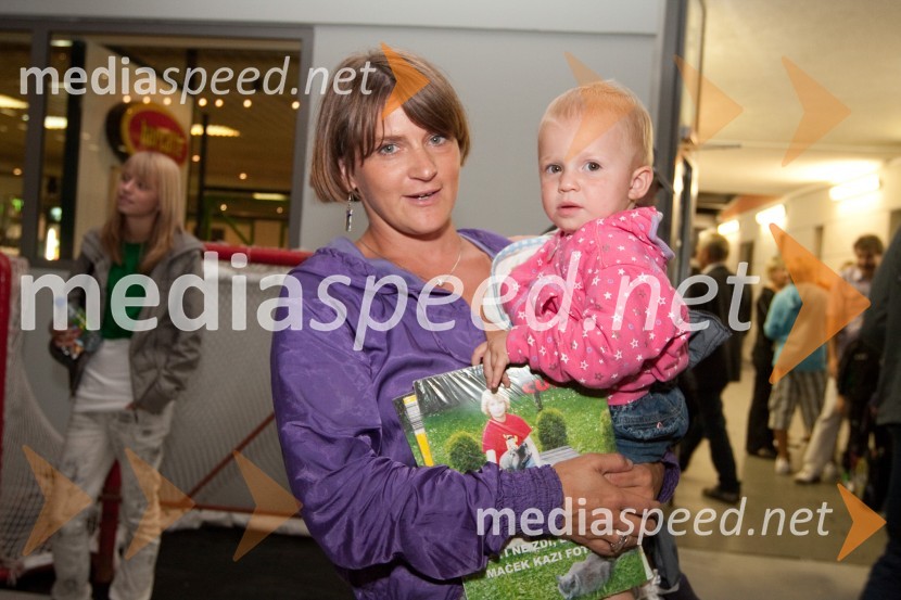 Alenka Dovžan, nekdanja smučarka in hči Nika24ever, poslovilna tekma Tomaža Vnuka