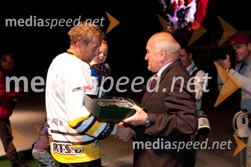 Tomaž Vnuk, hokejist in ...24ever, poslovilna tekma Tomaža Vnuka