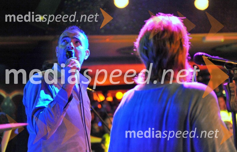 Dražen Zečić, hrvaški pevec in spremljevalna pevka15. obletnica diskoteke Yucatan