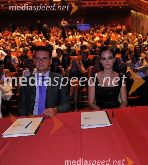 Marko Kajfež, Hyundai Avto Trade Slovenija in Monika Vuk, RM Vuk PtujMiss Slovenije 2010, finale