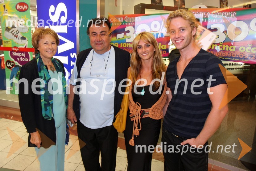 Melita Cimerman, kandidatka za županjo Mestne občine Maribor, dr. Melqart Mohamad Berro, Mestni svetnik MOM, Gordana Grandošek, plesalka in Trent Whidon, manekenEuropark praznuje 10 let, modna revija