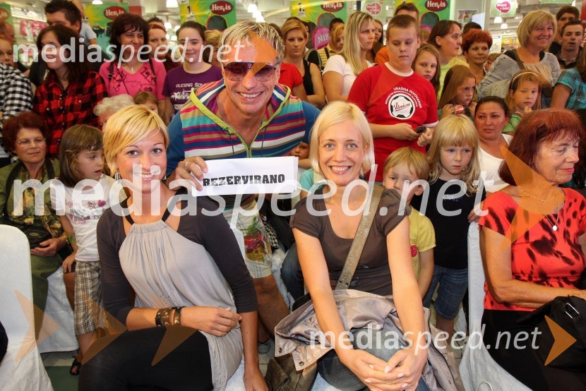 Špela Štamol, Igor Jelen Iggy, lastnik plesnega studia Igen in Mateja Planjšek Kristanič, odgovorna urednica revije Bella DonnaEuropark praznuje 10 let, modna revija