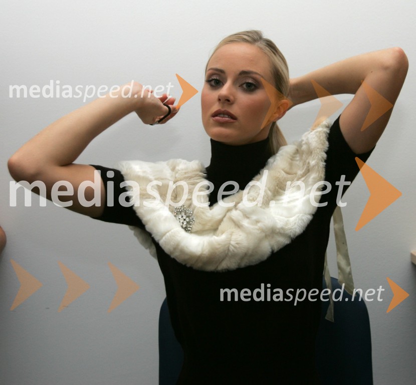 Miss Slovenije 2004 Živa VadnovŽiva Vadnov, miss Slovenije 2004