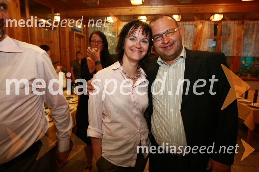 Petra Božič Blagajac, komunikacijska skupina SPEM in Mitja Blagajac, član uprave komunikacijske skupine SPEMGostilna Anderlič: Uporaba bučnega olja v kulinariki