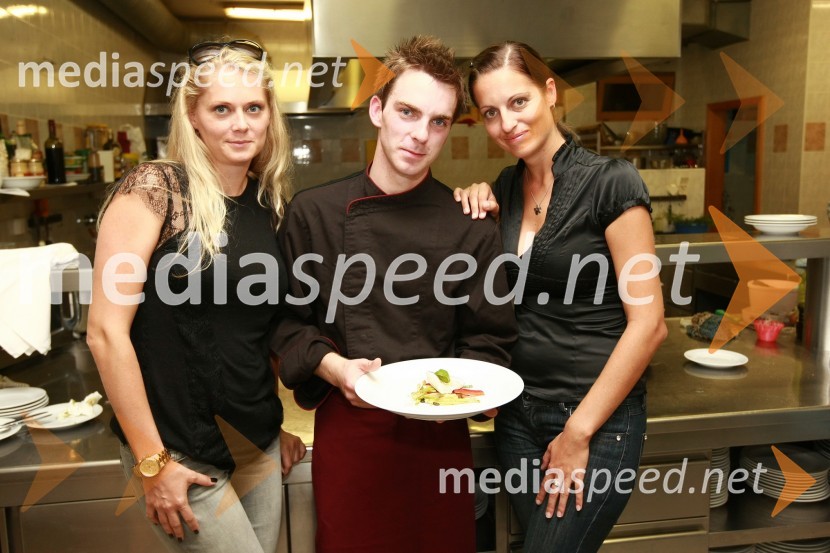 Maša Merc, Miss Slovenije 2000 in Kristjan Anderlič ter Mihaela Margan - Miša, novinarka, manekenka in Playboyeva zajčicaGostilna Anderlič: Uporaba bučnega olja v kulinariki
