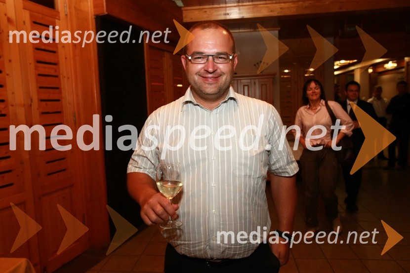 Mitja Blagajac, član uprave komunikacijske skupine SPEMGostilna Anderlič: Uporaba bučnega olja v kulinariki