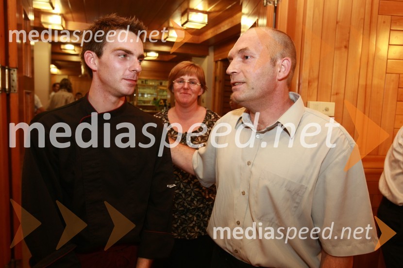 Kristjan Anderlič ter Jasna in Jože Anderlič , lastnika gostilne AnderličGostilna Anderlič: Uporaba bučnega olja v kulinariki