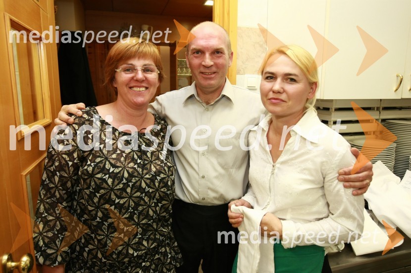 Jasna in Jože Anderlič, lastnika gostilne Anderlič, ter Jadranka IličGostilna Anderlič: Uporaba bučnega olja v kulinariki