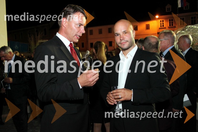 Dr. Henrik Gjerkeš, minister za lokalno samoupravo in regionalni razvoj in Matevž Frangež, poslanecLutkovno gledališče Maribor, odprtje