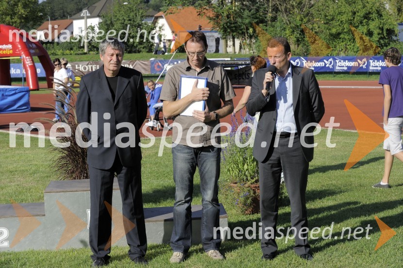 Stane Rozman, podžupan občine Celje,… in Bojan Šrot, župan občine Celje

Jolanda Čeplak Batagelj in njen zadnji tek v karieri! Atletski miting za veliko nagrado Vzajemne