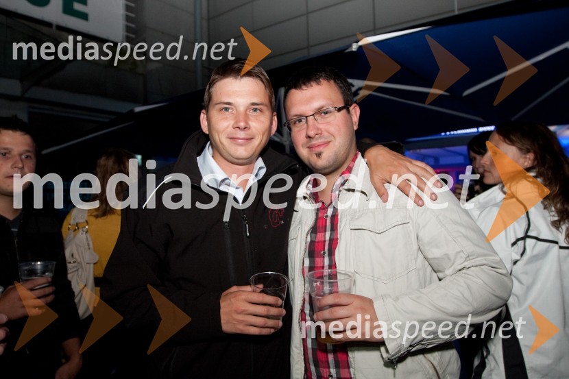 Dejan Levanič in Andrej Lazar, zdravnikDejan Zavec in Rafal Jackiewicz, dvoboj za ubranitev naslova svetovnega IBF prvaka