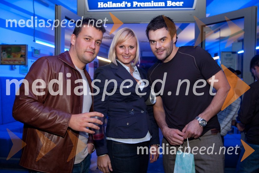 Alja Novak, oblikovalka čevljev, fant Peter in Tomaž JagarinecDejan Zavec in Rafal Jackiewicz, dvoboj za ubranitev naslova svetovnega IBF prvaka