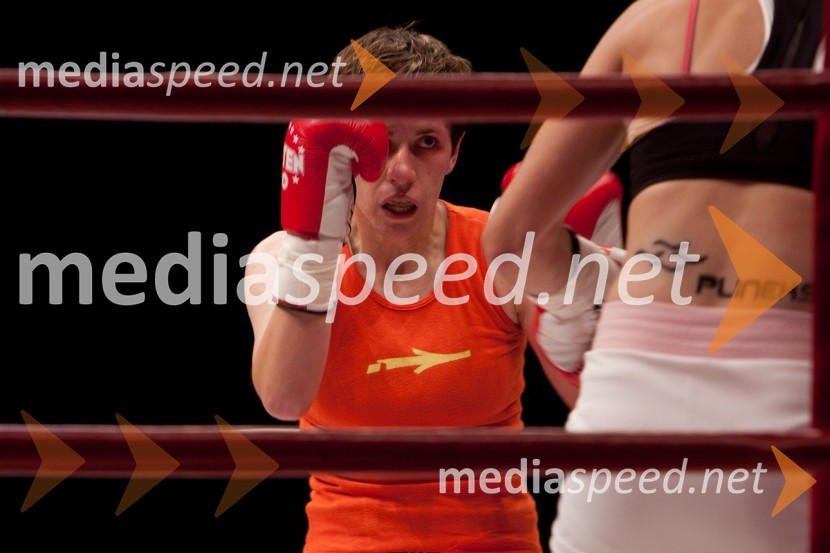 Anika Kurzer, nemška bokserkaDejan Zavec in Rafal Jackiewicz, dvoboj za ubranitev naslova svetovnega IBF prvaka