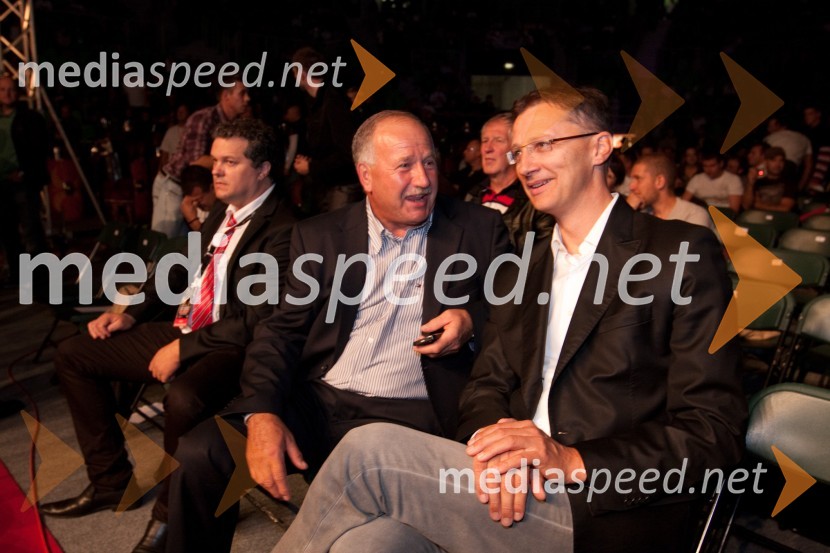 Drago Banovič in dr. Igor Lukšič, minister za šolstvo in športDejan Zavec in Rafal Jackiewicz, dvoboj za ubranitev naslova svetovnega IBF prvaka