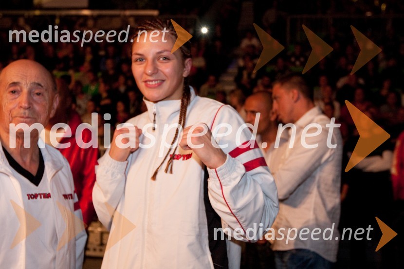 Christina Hammer, nemška bokserkaDejan Zavec in Rafal Jackiewicz, dvoboj za ubranitev naslova svetovnega IBF prvaka