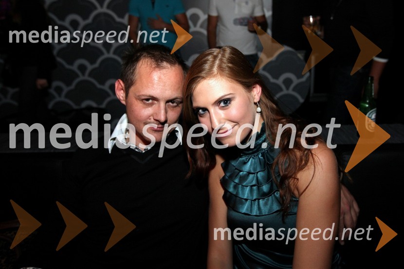 Matjaž Kitak, glasbeni manager in Kristina Kurent, Lepa soseda 20096. finalni izbor Miss Bikini 2010
