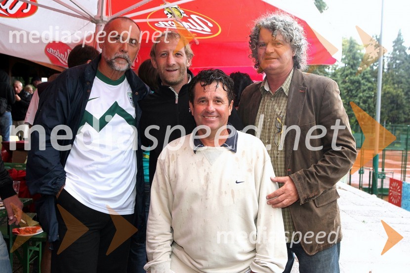 Dragan Bulič, glasbeni urednik na Val 202, Tomaž Vnuk, nekdanji hokejist, Roman Medvešek, član skupine Gu gu in Nenad Nikolič - Neco, organizator turnirja in direktor športne agencije NispoTivoli Cup 2010