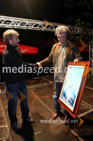 Tomaž Vnuk, nekdanji hokejist in Nenad Nikolič - Neco, organizator turnirja in direktor športne agencije NispoTivoli Cup 2010