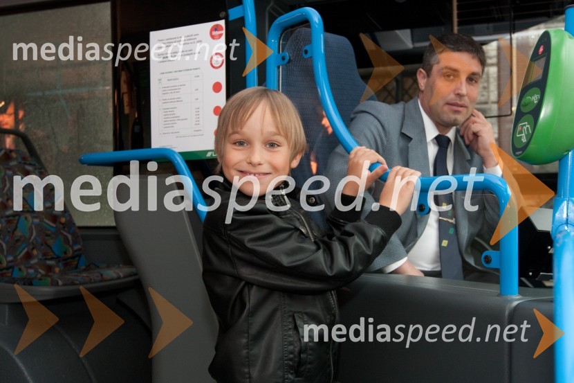 Otton ZajecOnina manifestacija V pravo smer