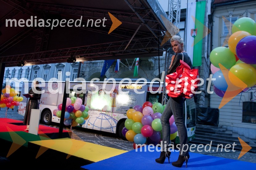 	Tjaša Kokalj, Miss Universe Slovenije 2007Onina manifestacija V pravo smer