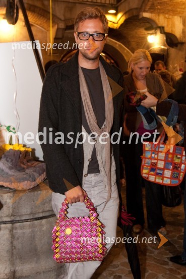 Aljoša Krošlin Grlj, odgovorni urednik priloge MagnetOnina manifestacija V pravo smer