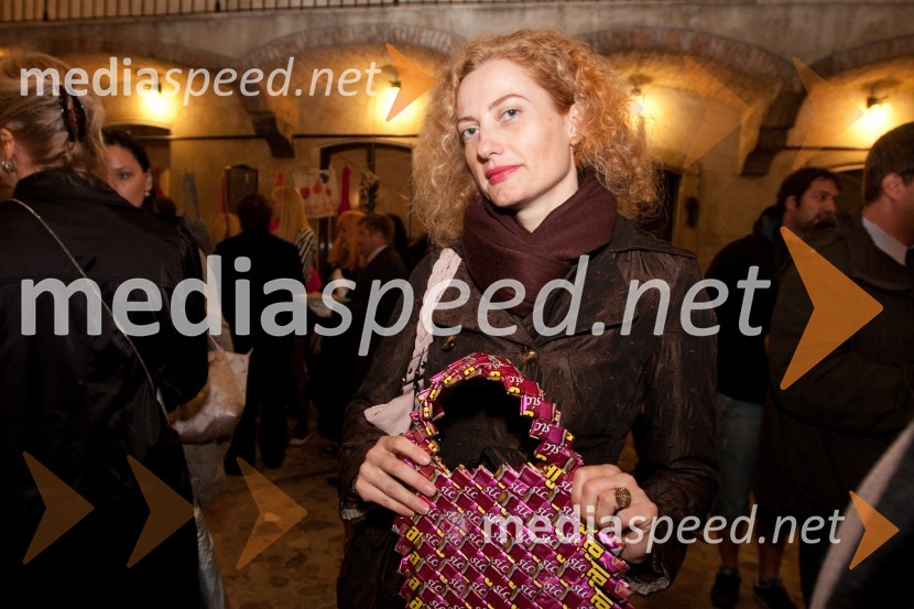 Hermina Kovačič, urednica Diners Club MagazineOnina manifestacija V pravo smer