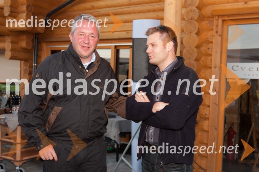 	Štefan Vöröš, direktor Autocommerce in Saša Pušnik, direktor Diners Cluba SlovenijeMercedes Trophy 2010