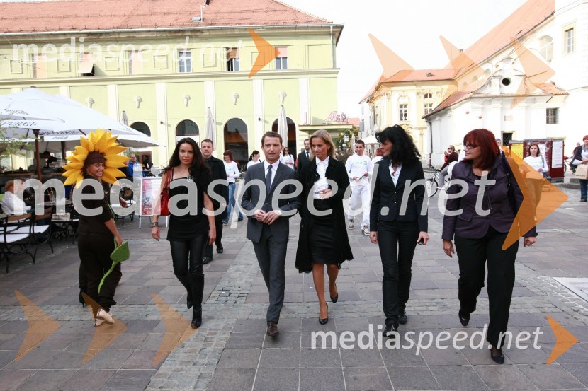 Tomaž Orešič, kandidat za župana Mestne občine Maribor s soprogo Tijano, Katarina Kresal, ministrica za notranje zadeve, Nataša Matijevič, sekretarka LDS Maribor in Marjana Kreitner, predsednica LDS Maribor	
Stranka LDS odprla štab v Mariboru