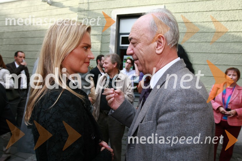 Katarina Kresal, ministrica za notranje zadeve in Janez Ujčič, kandidat za župana Mestne občine MariborStranka LDS odprla štab v Mariboru