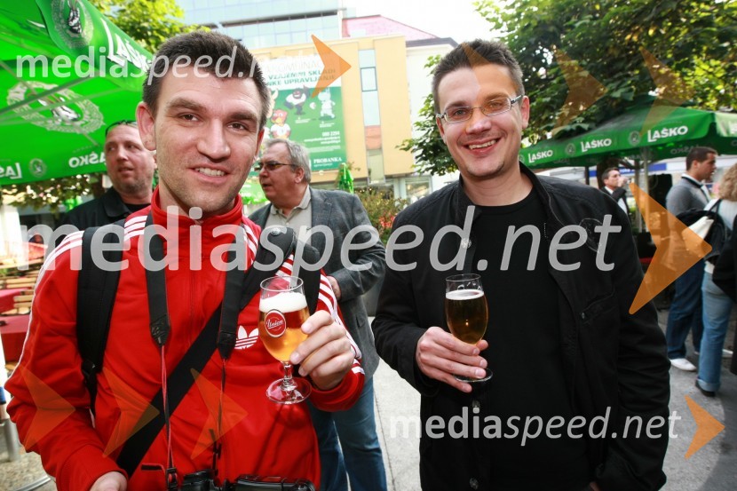 Marko Pigac, fotograf in Aljoša Peršak, novinarStranka LDS odprla štab v Mariboru