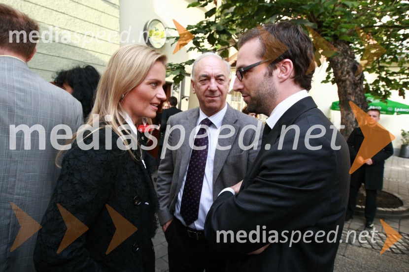 Katarina Kresal, ministrica za notranje zadeve, Janez Ujčič, kandidat za župana Mestne občine Maribor in ...Stranka LDS odprla štab v Mariboru