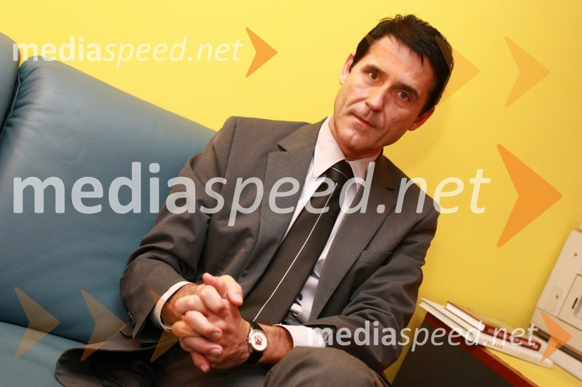 Stojan Auer, kandidat za župana Mestne občine MariborStojan Auer, kandidat za župana Mestne občine Maribor