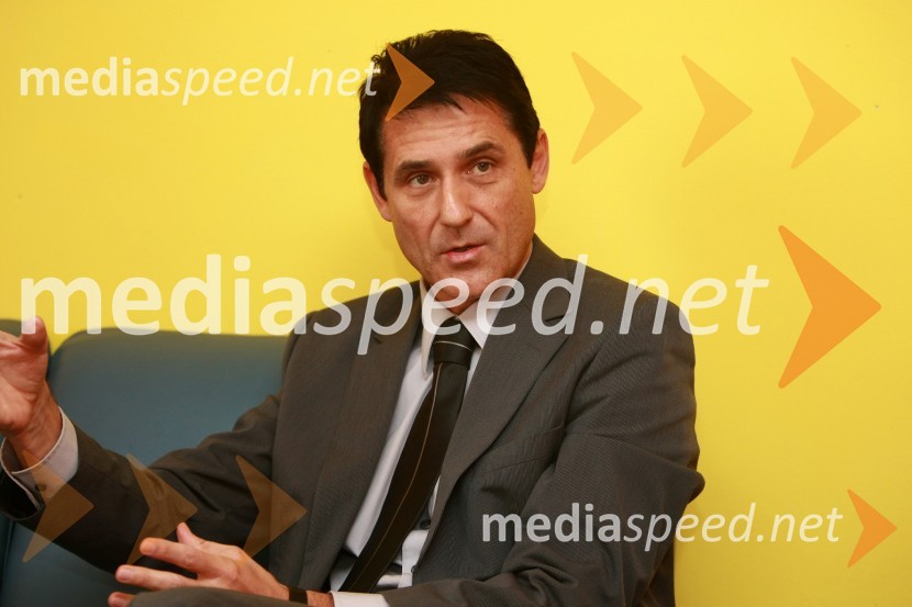 Stojan Auer, kandidat za župana Mestne občine MariborStojan Auer, kandidat za župana Mestne občine Maribor