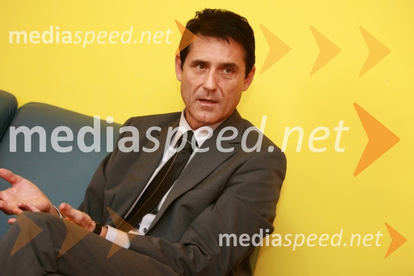 Stojan Auer, kandidat za župana Mestne občine MariborStojan Auer, kandidat za župana Mestne občine Maribor