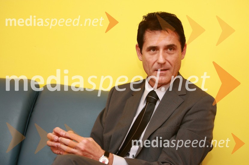 Stojan Auer, kandidat za župana Mestne občine MariborStojan Auer, kandidat za župana Mestne občine Maribor