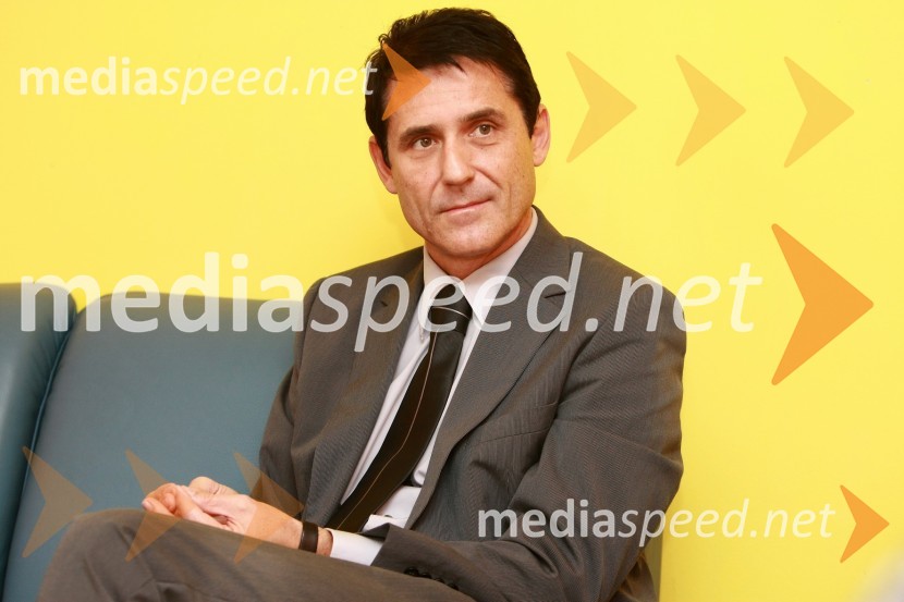 Stojan Auer, kandidat za župana Mestne občine MariborStojan Auer, kandidat za župana Mestne občine Maribor