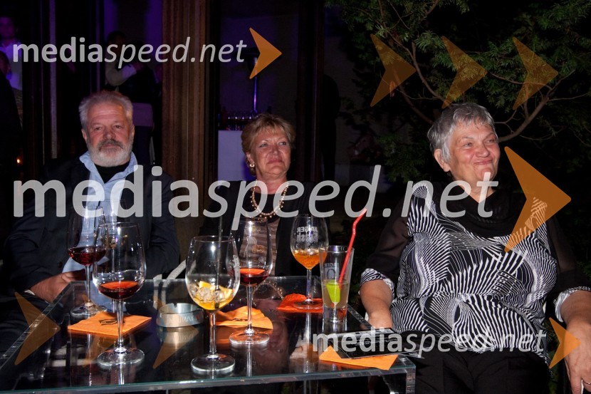 Maks Špik, Mancin oče, Valerija Goričnik, Mancina tašča in Martina Špik, Mancina mamaManca Špik praznovala 30. rojstni dan