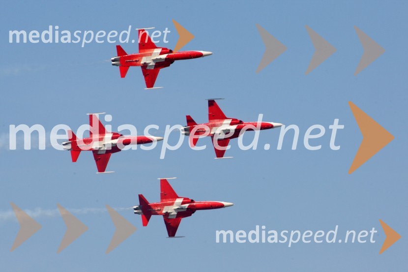 Patrouille Suisse, Španija50 let Frecce Tricolore, letalski miting