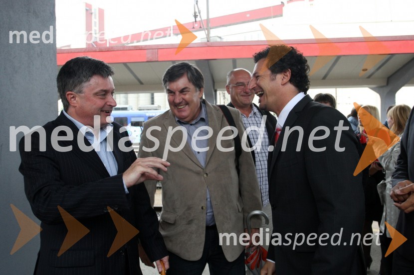 Bojan Horvat, kandidat za župana Mestne občine Maribor, ... in Patrick Vlačič, minister za prometOdprtje daljinskega in avtomatskega železniškega prometa iz centra vodenja prometa