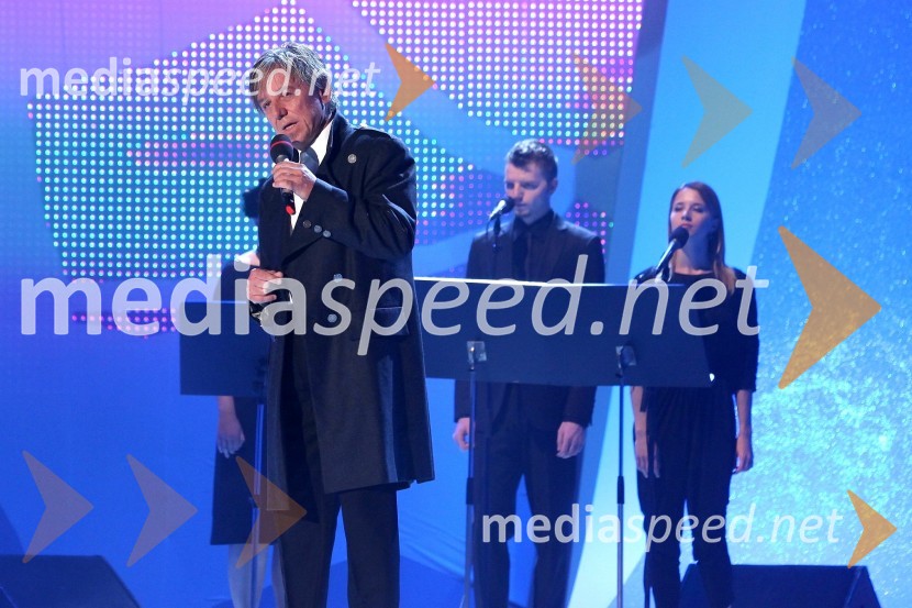 Slavko Ivančič, pevecSlovenska popevka 2010, zmagovalka: Darja Švajger s popevko Otok ljubezni