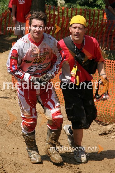 Roman Jelen (Slovenija) s poškodovanim prstomMOTOKROS, svetovno prvenstvo MX3 in evropsko prvenstvo do 125 ccm