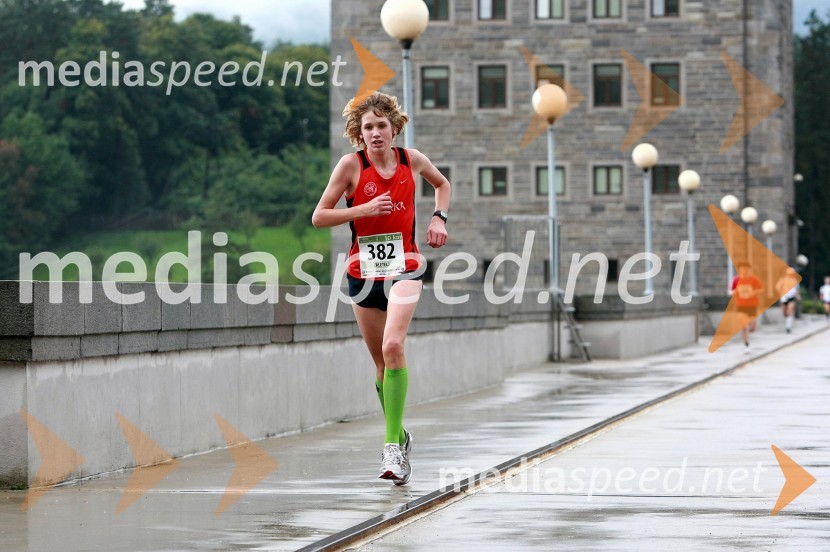 Aljaž Zaletelj, maratonec (382)
1. Eko maraton Maribor, tekaški maraton, tekači