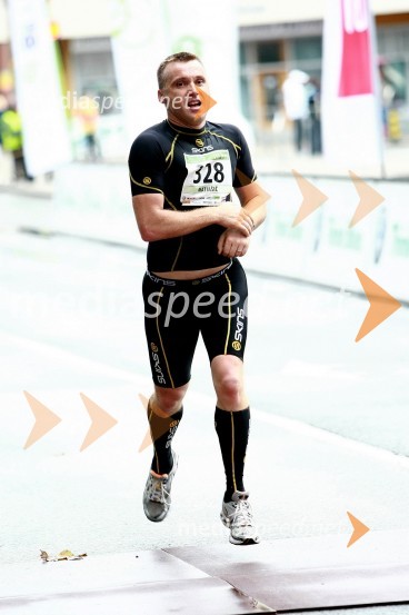 Marko Matjašič, maratonec (328)1. Eko maraton Maribor, tekaški maraton, tekači