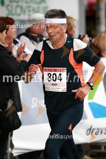 Karli Veber, maratonec (804)1. Eko maraton Maribor, tekaški maraton, tekači