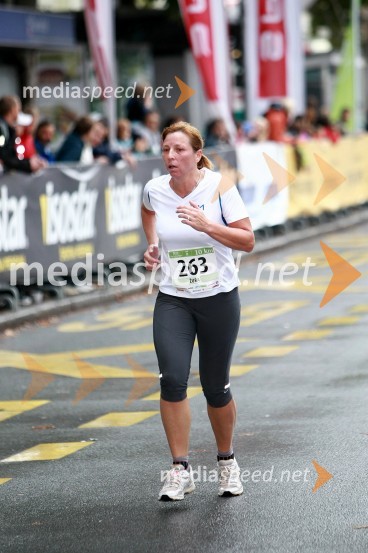 Lili Žura, maratonka (263)1. Eko maraton Maribor, tekaški maraton, tekači