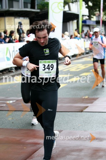 Jernej Haložan, maratonec (349)

1. Eko maraton Maribor, tekaški maraton, tekači