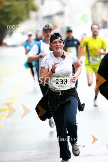 Sandra Koprivc, maratonka (238)
1. Eko maraton Maribor, tekaški maraton, tekači